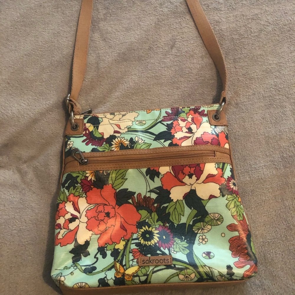 Sakroots cross body